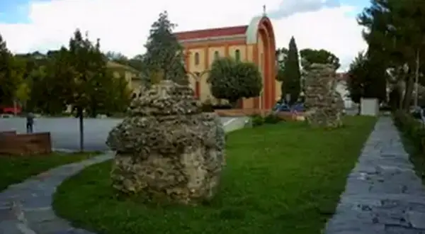 Chiesa del Cristo Re, Piane di Falerone